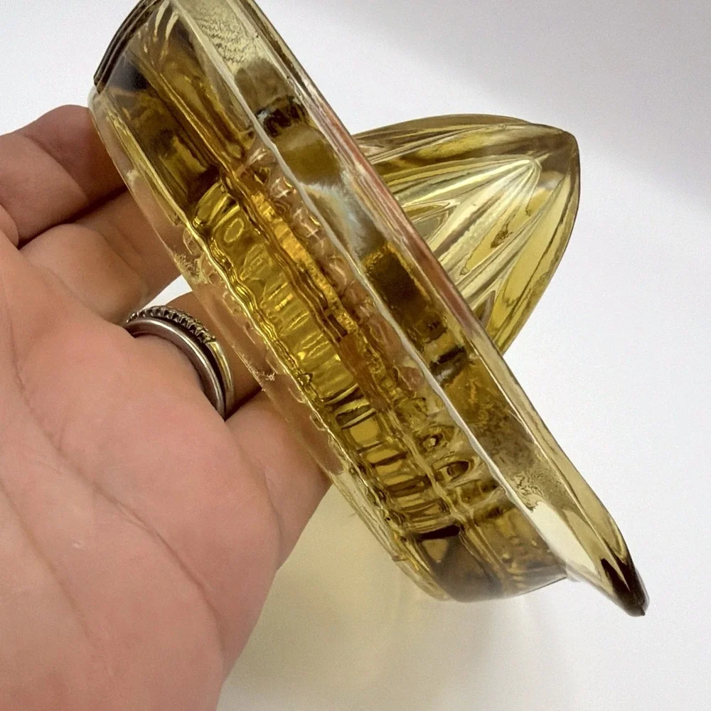 VTG Amber Glass Citrus Juicer Reamer With Pour Spout And Loop Handle